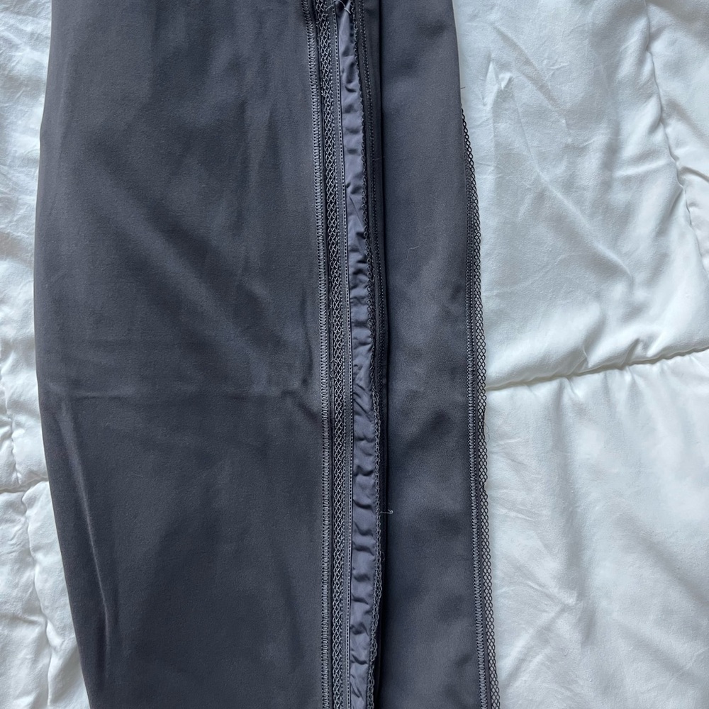 Lululemon crops - Picture 4 of 5